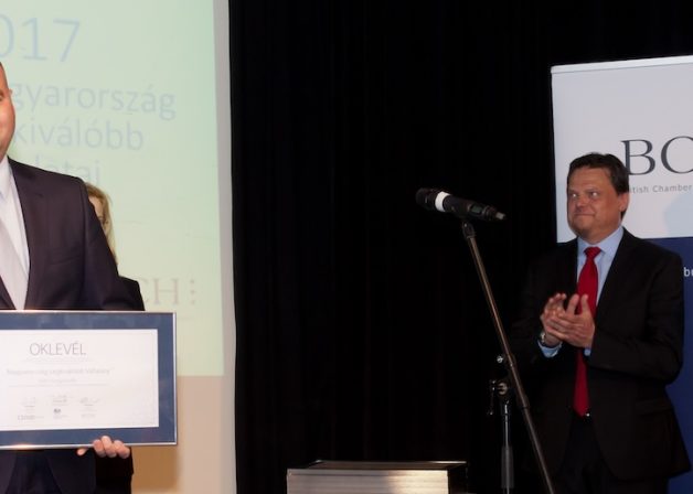 Investors-In-People-2o17-Magyarország-KAV-Hungária-kft-díjátadó
