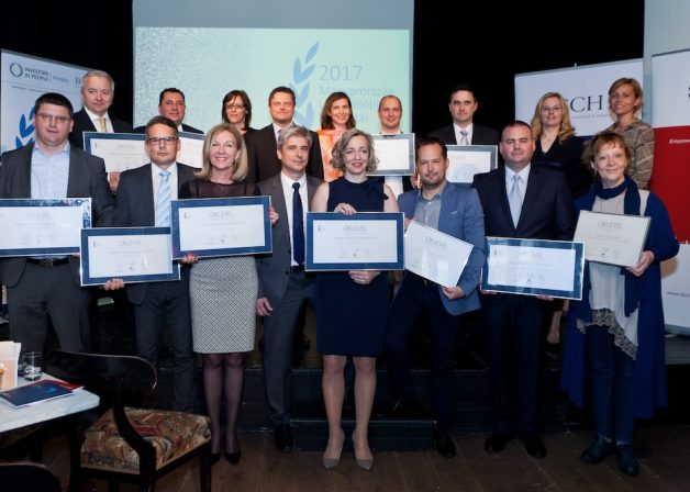 Investors-In-People-2o17-Magyarország-KAV-Hungária-kft-díjátadó-csoportkép