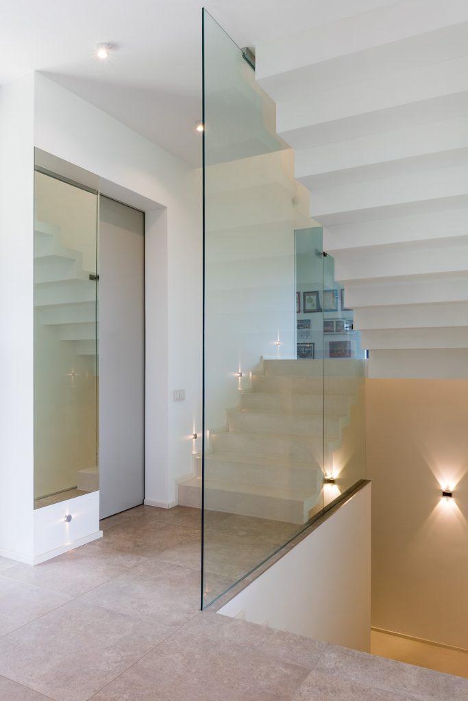 aluminium bejárati ajtó