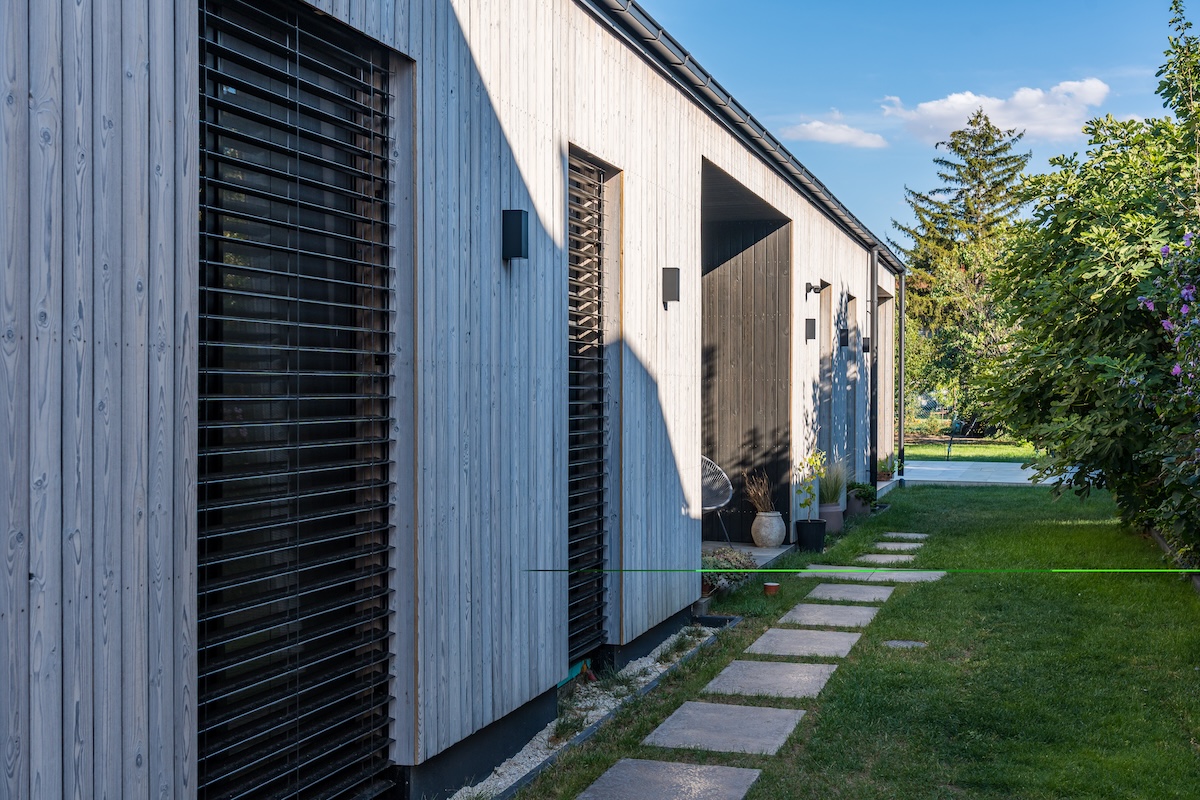 Schüco-Schueco-aluminium-nyílászáró-homlokzat-erkely ajto-ablak-window-facade-raffstore-exterior-